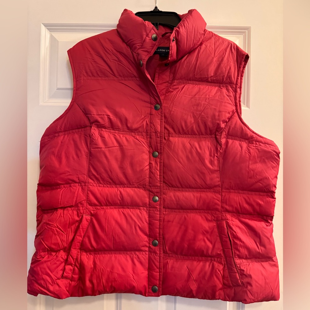Lands End Women’s Down Puffer Vest Size XL 18-20 Red Nylon Insulated Button Up